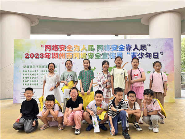 bbccd877-dff1-474e-93ff-bcf6d16b5cf7.jpg bbccd877-dff1-474e-93ff-bcf6d16b5cf7.jpg