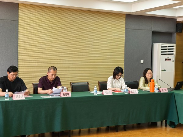 2cfdcc44-8a38-4016-8c9c-e36ec4d6c206.jpg