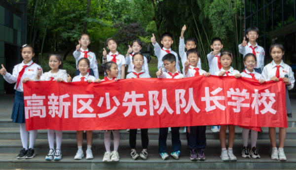 ffe8fae3-58ec-4da5-a957-978746c9712c.jpg