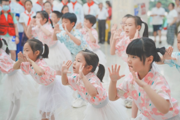 16abd04b-92b2-457c-9203-f1755ca4bb2a.jpg