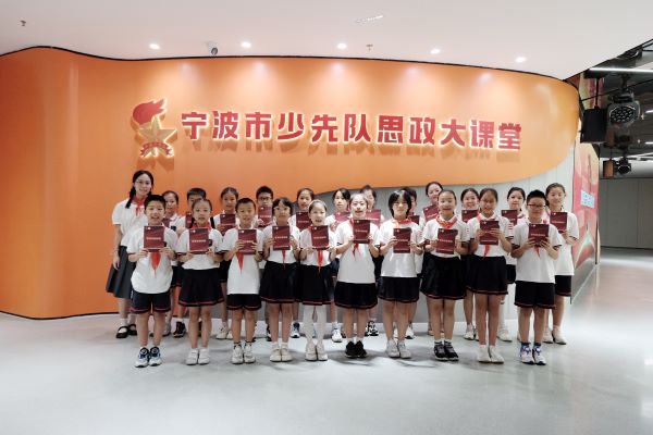 5c94d8dc-45fb-46e3-a9f9-31a9d2fdb44f.jpg