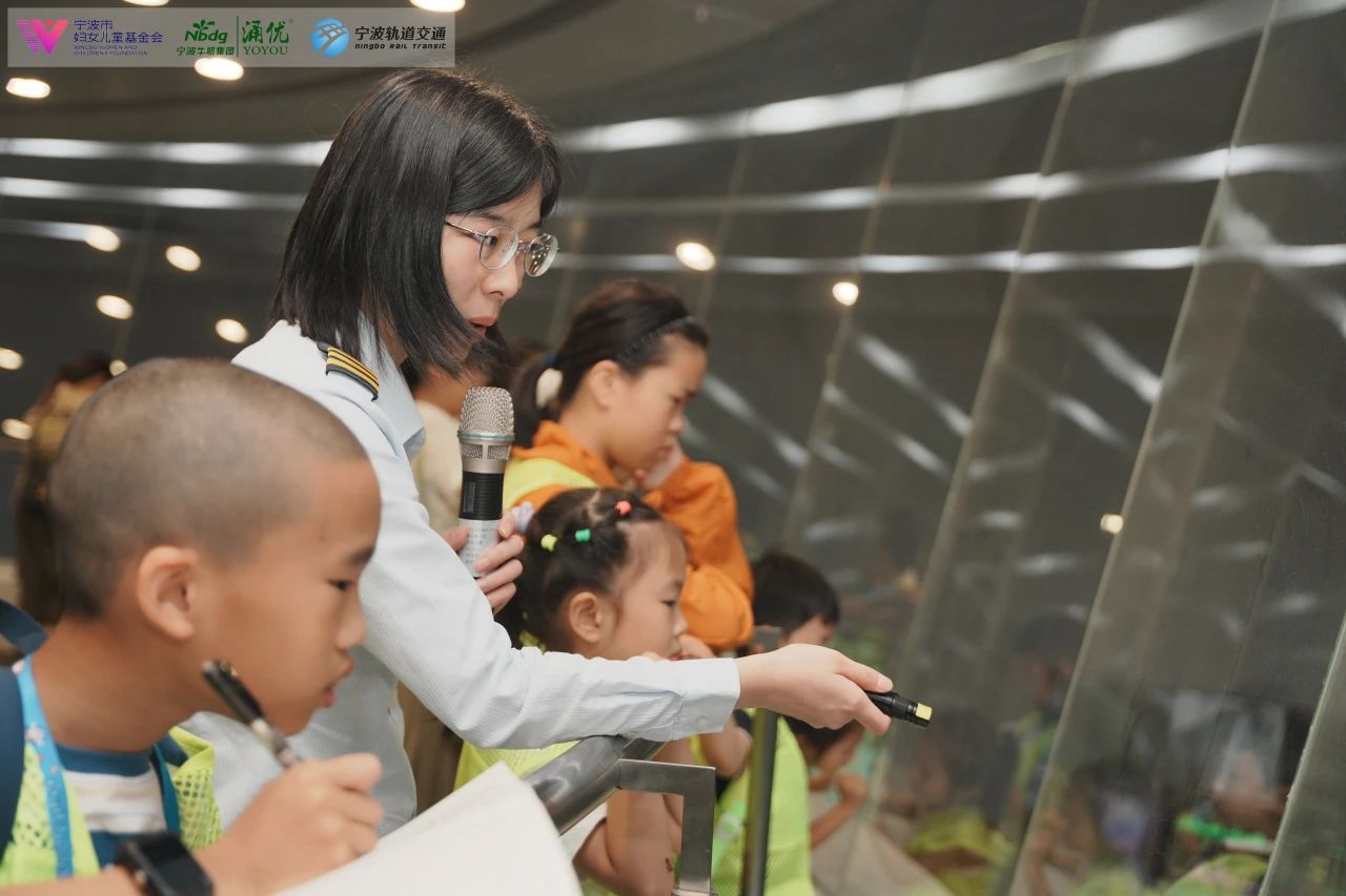 9751d2ae-70db-4d44-828d-8ee7cdfb1ae6.jpg