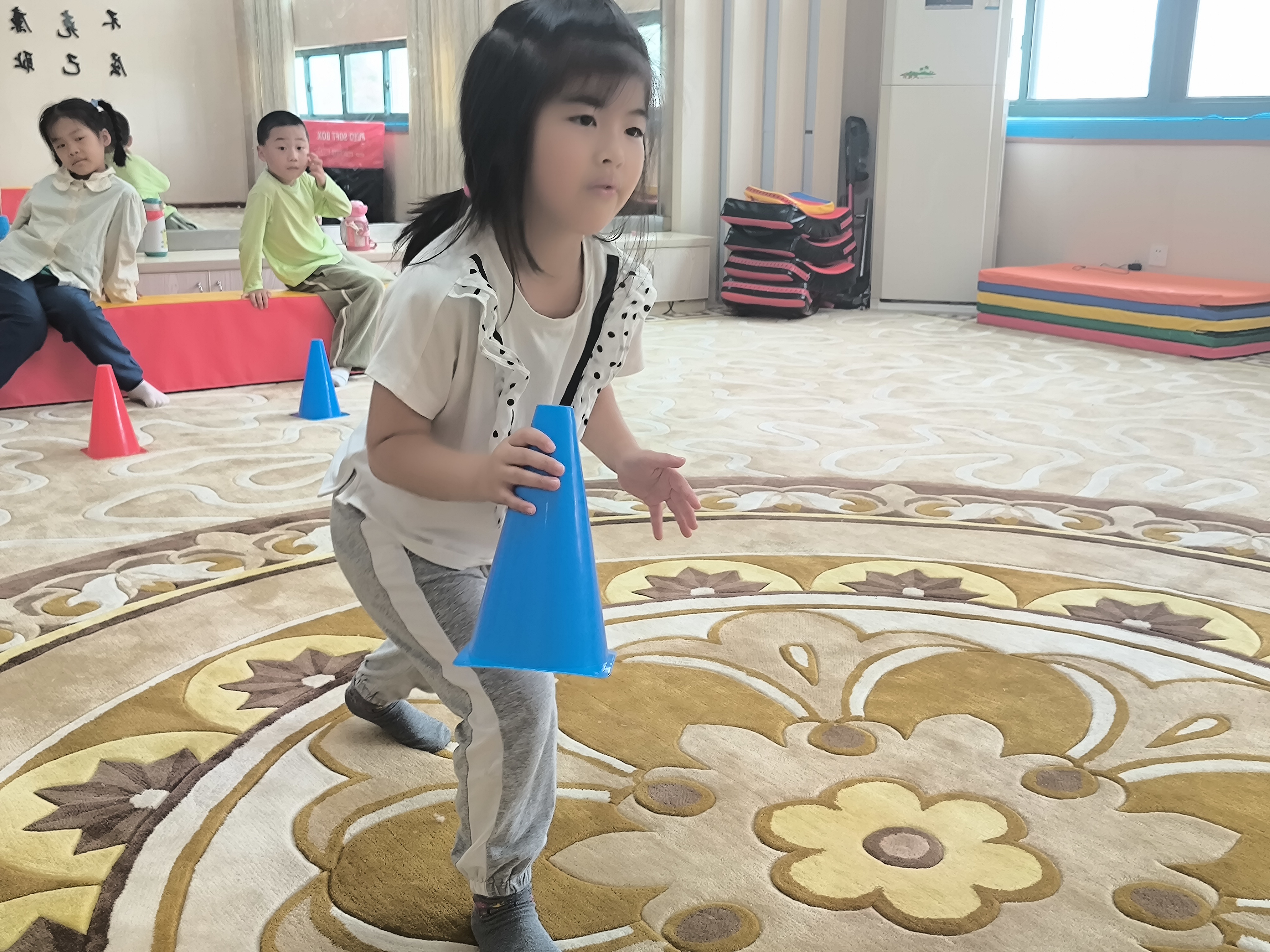 75a0fbb2-dc7d-48d2-a8c0-f8a019d7d26d.jpg